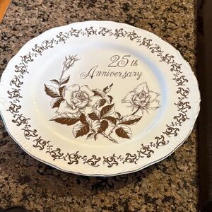 Elegant 25th Anniversary Floral Plate with Silver Design